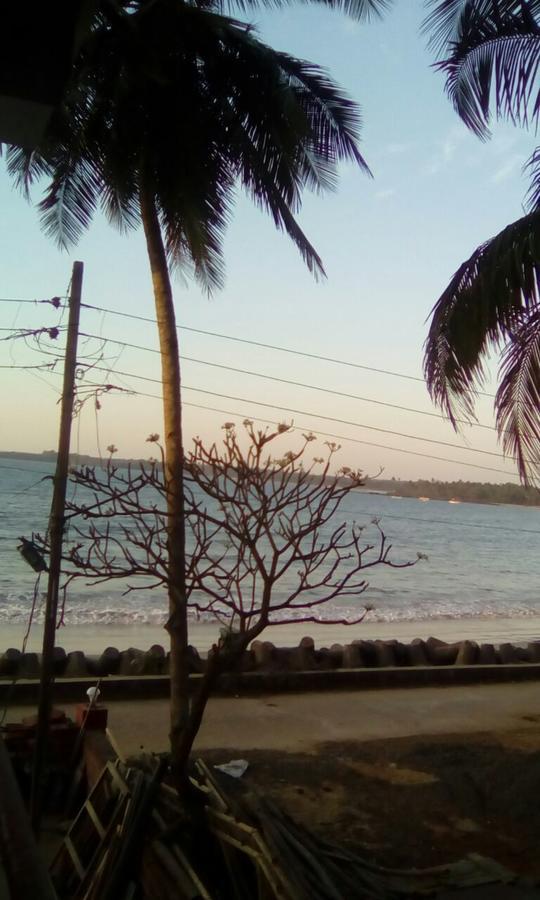 Sea View Holiday Home Malvan Exterior photo