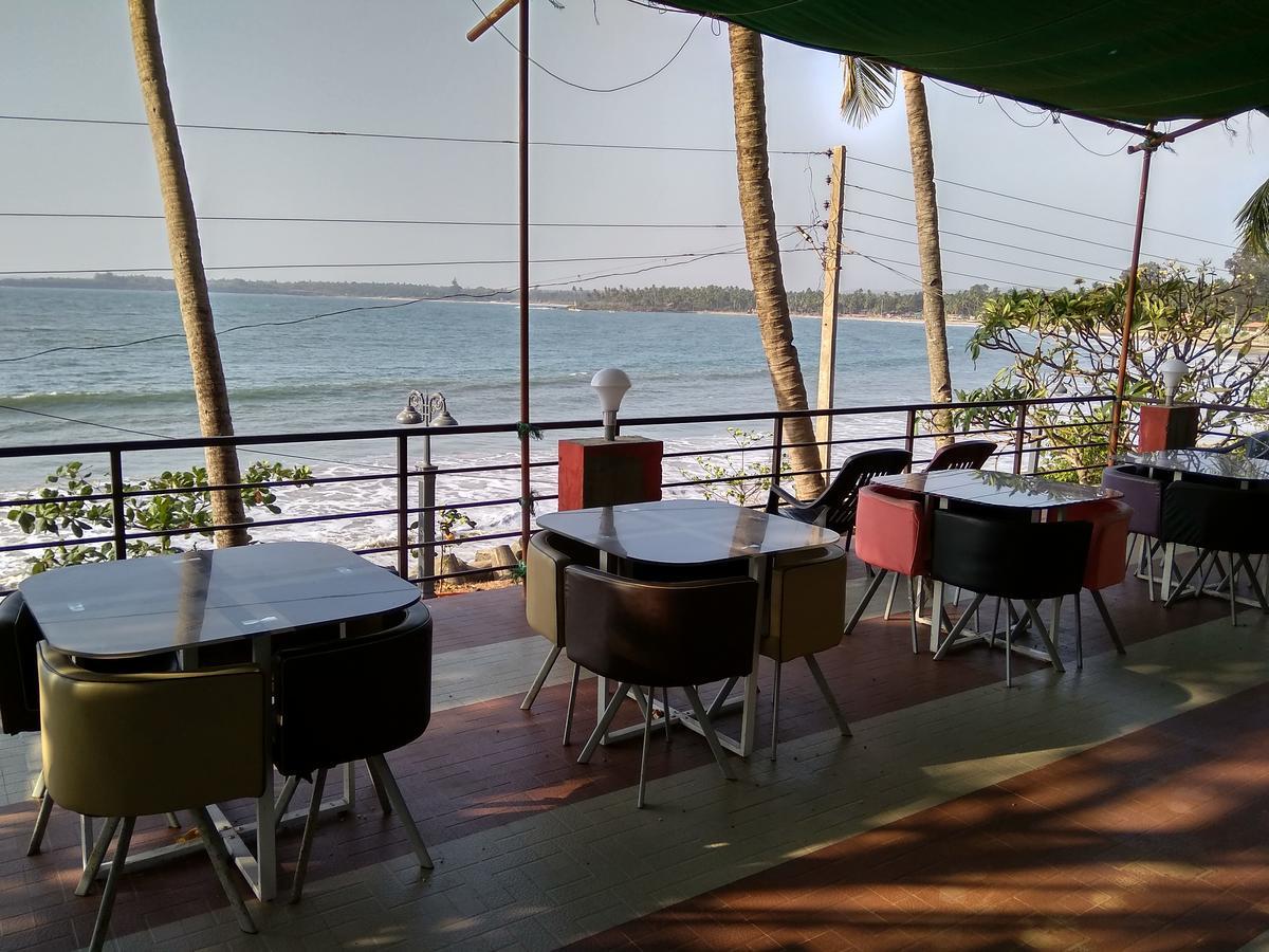Sea View Holiday Home Malvan Exterior photo